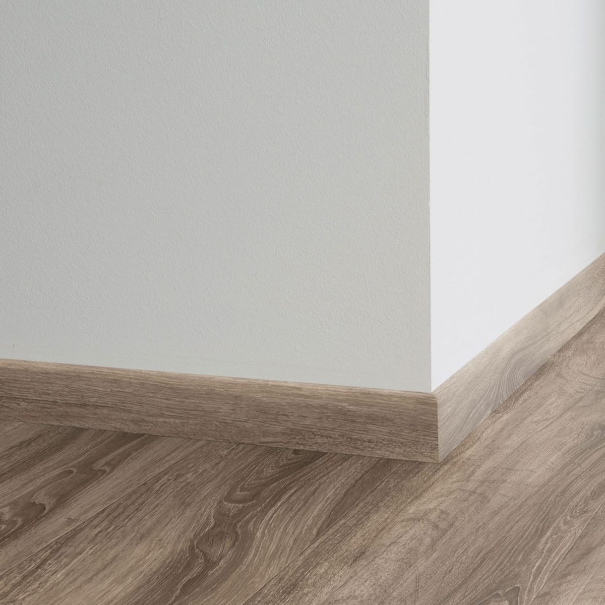 Plinthe PVC pour sol LVT ID Inspiration Click Solid 30 - english oak brown - 10x60x1950 mm