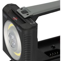 Lampe torche LED Multi Battery HL 3000 rechargeable / Baladeuse de chantier (en extérieur, 3150lm, socle aimanté, compatible avec batterie 18V rechargeable (non fournie) de 7 fabricants, IK08, IP54) Réf. 1173730000