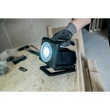 Lampe torche LED Multi Battery HL 3000 rechargeable / Baladeuse de chantier (en extérieur, 3150lm, socle aimanté, compatible avec batterie 18V rechargeable (non fournie) de 7 fabricants, IK08, IP54) Réf. 1173730000