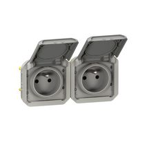 Double prise de courant précâblée 2x2P+T horizontale étanche Plexo - 16 A - 250 V - IP55 à équiper de support plaque ou boîtier saillie 2 postes, avec enjoliveurs gris Réf. 069562L