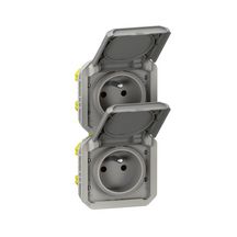 Double prise de courant précâblée 2x2P+T verticale étanche Plexo - 16 A - 250 V - IP55 à équiper de support plaque ou boîtier saillie 2 postes, avec enjoliveurs gris Réf. 069563L