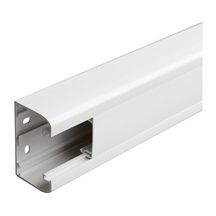 Goulotte à clippage direct pour appareillage Mosaic - section 80 x 50. Legrand  Réf 098260