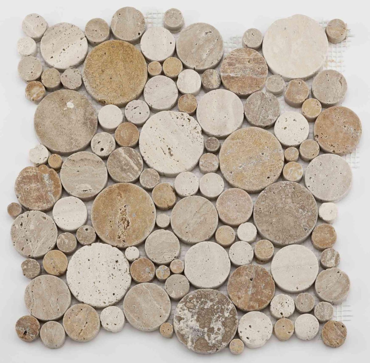 Mosaïque pierre naturelle sol/mur intérieur CM-10001 - ronds multiformats travertin gold/beige/white - trame 30,5x30,5 cm - ép. 1 cm