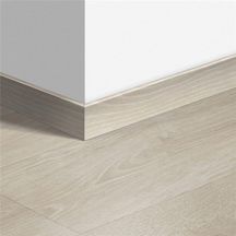 Plinthe standard à bords droits pour sol stratifié 3547 - chêne des bois gris clair - L. 2,4 m - 12x58 mm