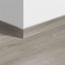 Plinthe Standard à bords droits - chêne gris brossé - 58x12x2400 mm