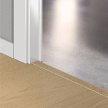 Profilé de finition pour sol stratifié Incizo - décor chêne verni beige - 13x48x2150 mm