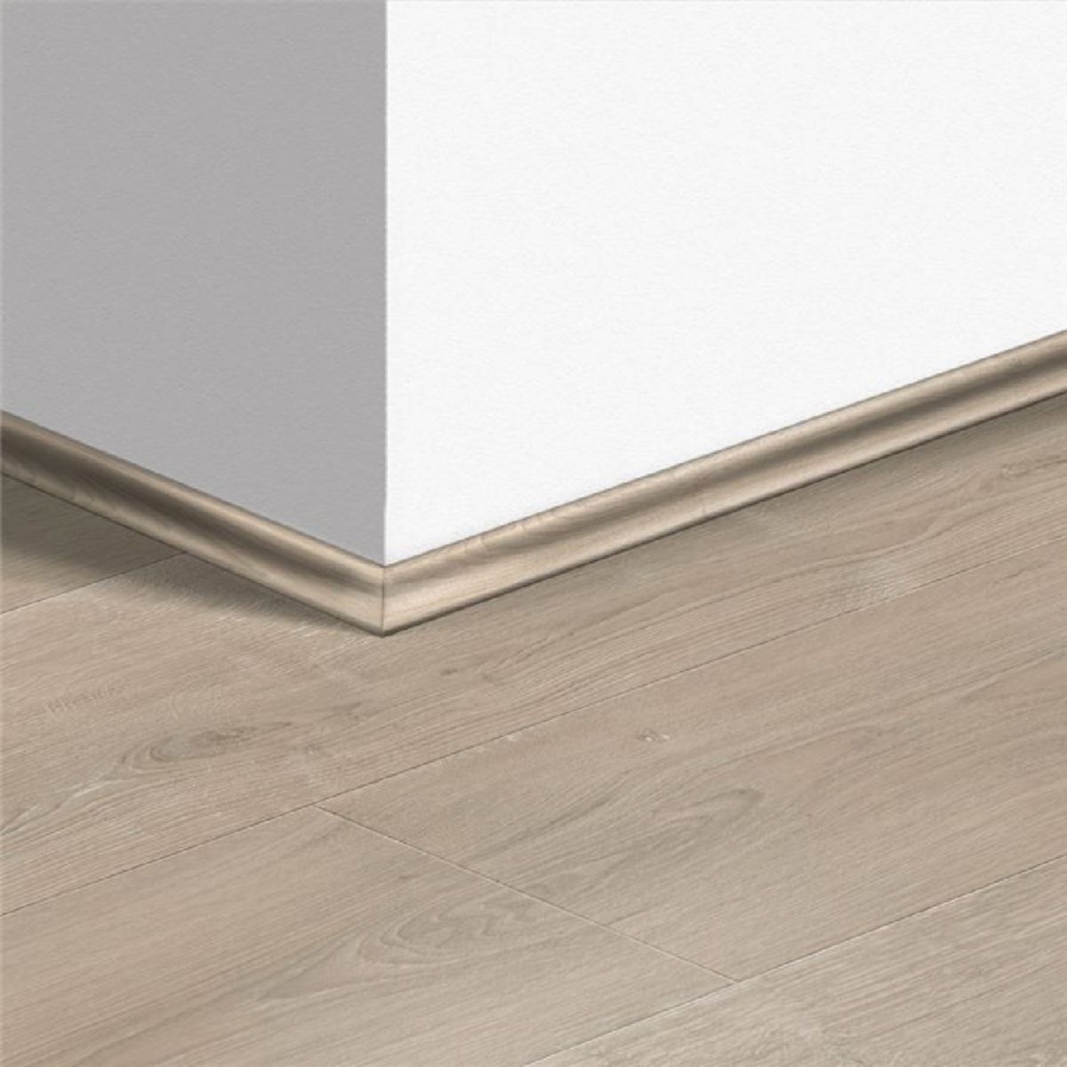 Contre-plinthe/moulure pour sol stratifié 4764 - chêne beige brossé - L. 2,4 m - 17x17 mm