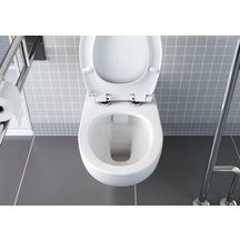 Cuvette WC suspendue allongée Alterna Mobilita 70 cm en céramique blanc sans bride, sans abattant