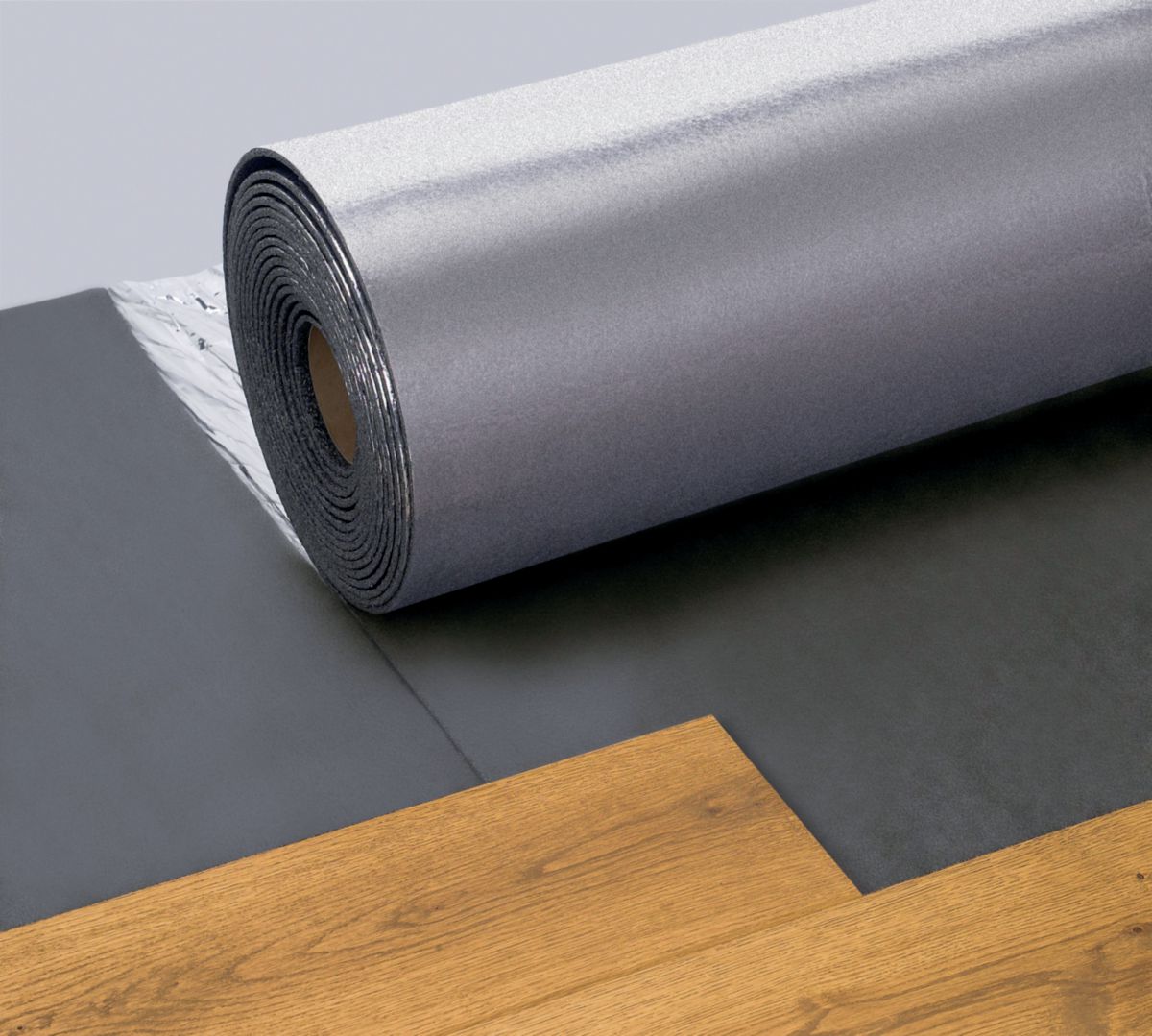 Sous-couche Isolsound Aluminium - pour sol PVC/LVT/parquet/sol stratifié - rouleau de 1x15 m (15 m²) - ép. 2 mm