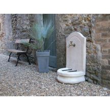 Fontaine pierre reconstituée Mistral pierre vieillie 50x39 cm H. 90 cm