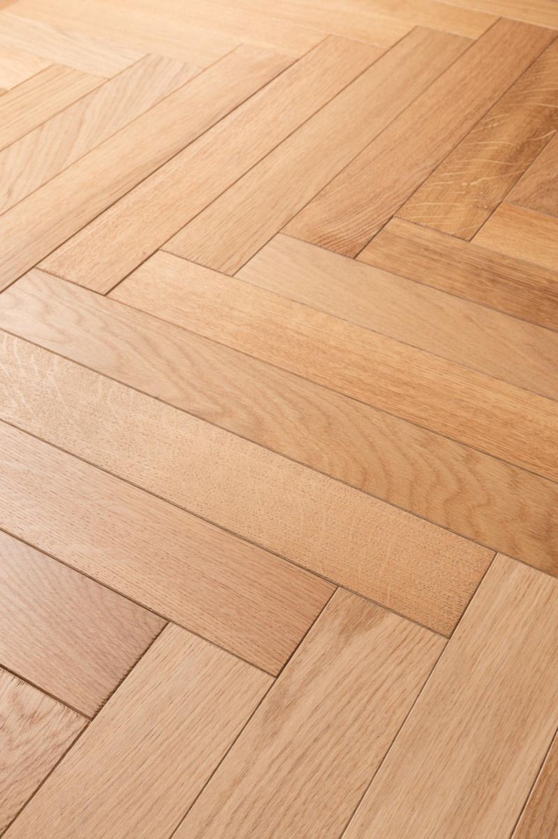 Parquet chêne massif inspiration chêne pr verni mat 10 x 70 x 490 mm 20879