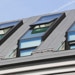 Ensemble de Velux sur toit en zinc