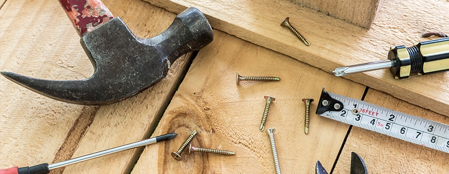 parquet avec des outils posés