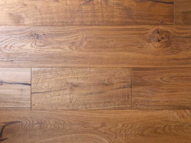 Zoom parquet contrecollé chêne