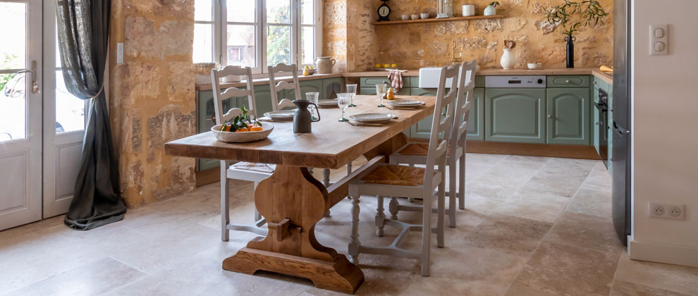 Table cuisine rustique