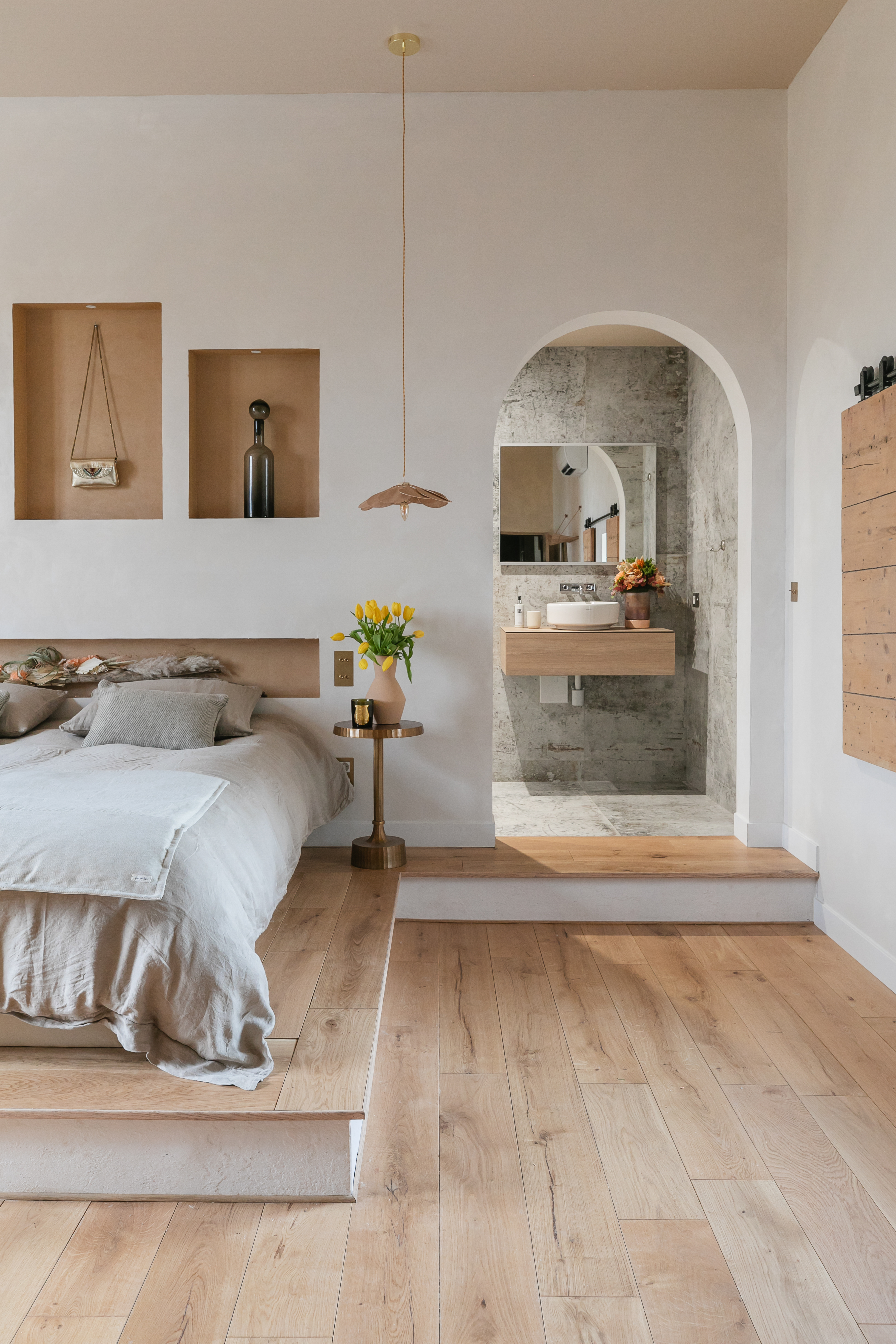 chambre blanc et bois parquet chene massif