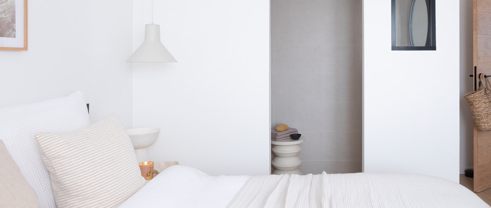 chambre blanche minimaliste