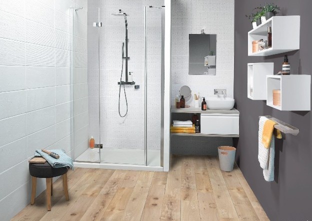 parquet massif pour salle de bain