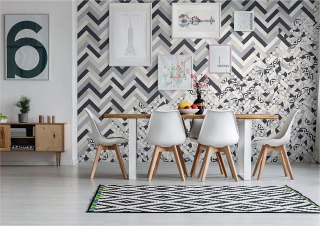 salon avec carrelage mural en patchwork