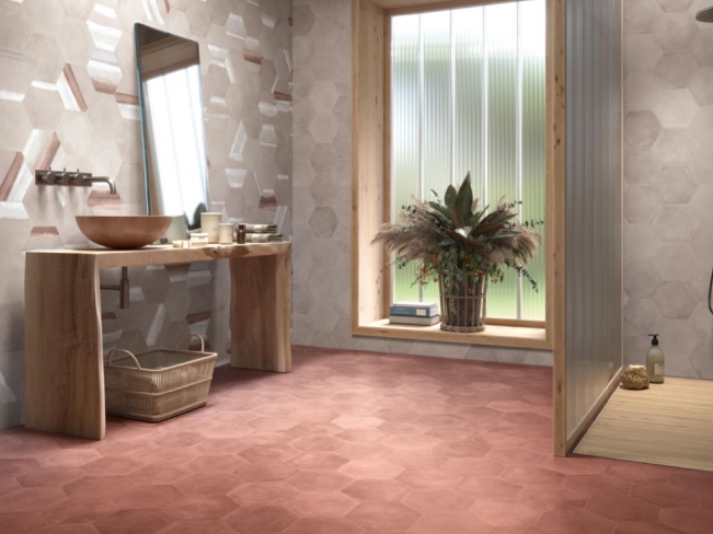 Carrelage hexagonal effet marbre dans une salle de bain