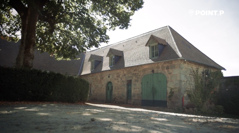 Image carrousel renovation d'une grange